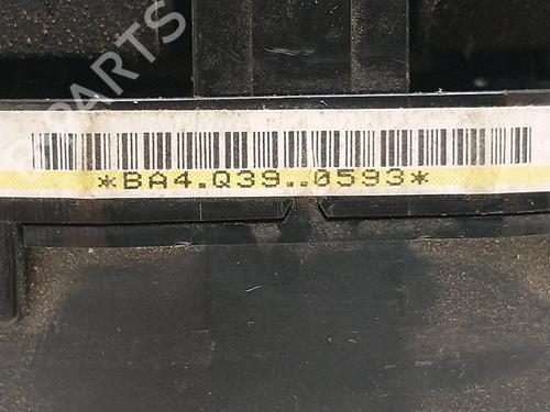 Switch TOYOTA AURIS (_E18_) | BP30575568I30