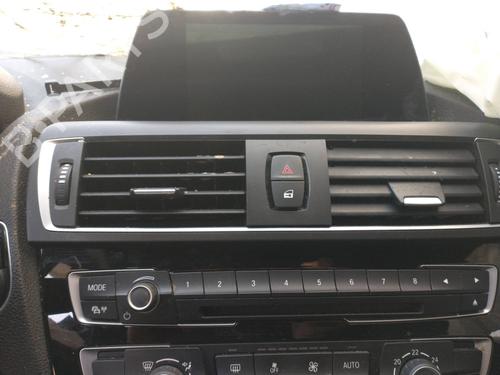 Used Radio BMW 1 (F20) 116 d (116 hp) 11885170