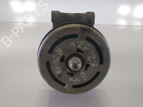 Used AC compressor PEUGEOT 308 II (LB_, LP_, LW_, LH_, L3_) [2013-2021]  7506618