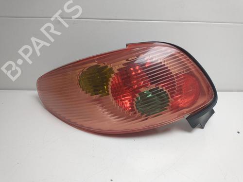Used Left taillight PEUGEOT 206 Hatchback (2A/C) [1998-2012]  15769302