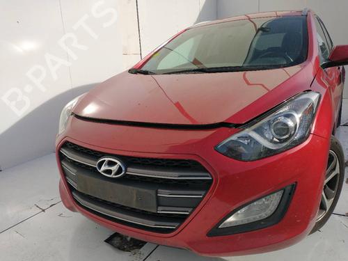 Left front driveshaft HYUNDAI i30 Estate (GD) 1.6 CRDi | BP17096804M38