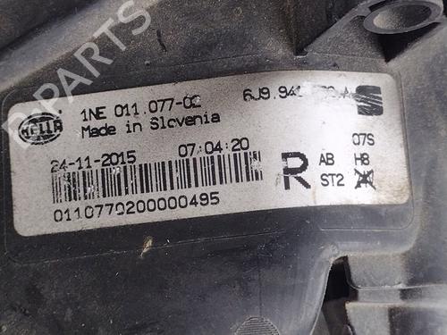 Right front fog light SEAT LEON SC (5F5) 2.0 TDI | BP29856230C31