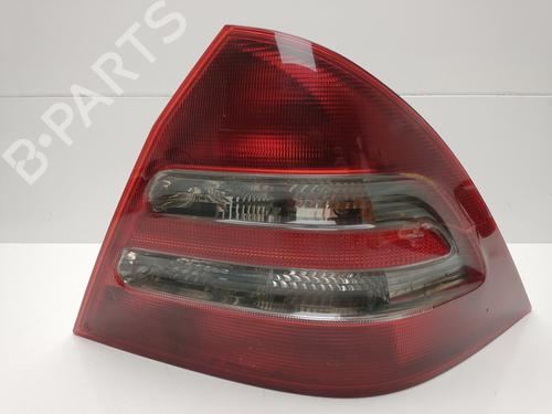 Used Right taillight MERCEDES-BENZ C-CLASS (W203) C 270 CDI (203.016) (170 hp) 23092930