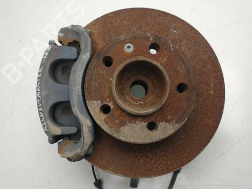 Used Left front steering knuckle Left front steering knuckle RENAULT MASTER II Van (FD) 3.0 dCi 140 (FD0T, FD0S, FD2T, FD3S, FD8S) (136 hp) 32444937 32444937