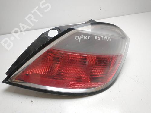 Højre baglygte OPEL ASTRA H (A04) 2.0 Turbo (L48) (170 hp) 12569729