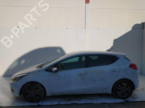Used Parts KIA CEE'D (JD) 4686051
