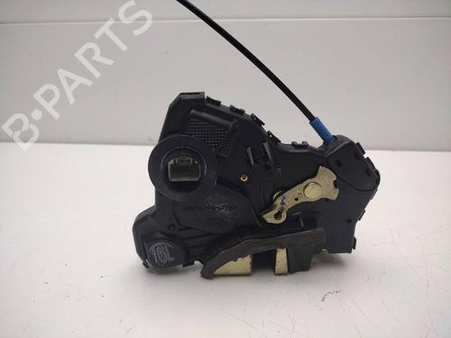 Used Front left lock TOYOTA AVENSIS (_T25_) [2003-2008]  22348359