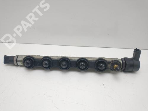 Used Injection rail Injection rail RENAULT LAGUNA II (BG0/1_) [2001-2007] 8942447 8942447