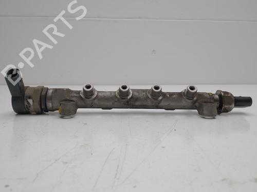 Used Injection rail VW GOLF VII (5G1, BQ1, BE1, BE2) 2.0 TDI (150 hp) 32345732