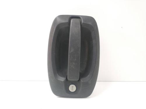 Used Front left exterior door handle Front left exterior door handle PEUGEOT BOXER Van 2.2 HDi 120 (120 hp) 8630873 8630873