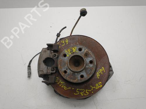 Fusee rechts voor BMW 5 (E39) 525 tds (143 hp) 31127636