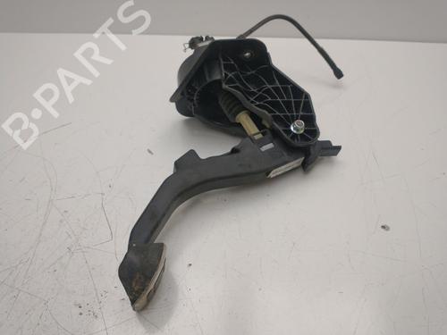 Used Clutch pedal Clutch pedal PEUGEOT 5008 II (MC_, MJ_, MR_, M4_) [2016-2026] 33885956 33885956