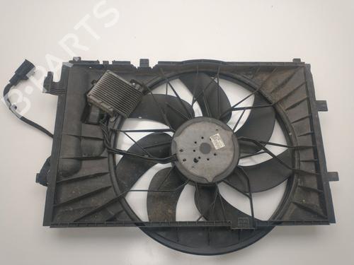 Radiator fan MERCEDES-BENZ CLK (C209) CLK 320 (209.365) | BP30102538M35