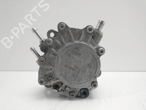Used Vacuum pump SEAT ALHAMBRA (7V8, 7V9) [1996-2010]  9422551