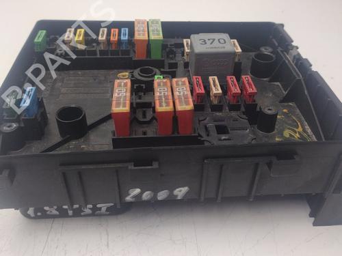 Used Fuse box Fuse box SKODA OCTAVIA II Combi (1Z5) 1.9 TDI (105 hp) 33623632 33623632