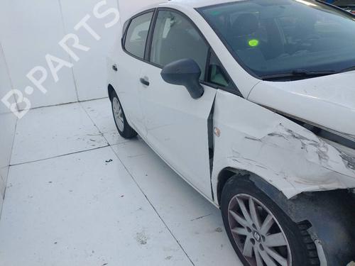 Right front steering knuckle SEAT IBIZA IV (6J5, 6P1) 1.0 | BP31971228M26