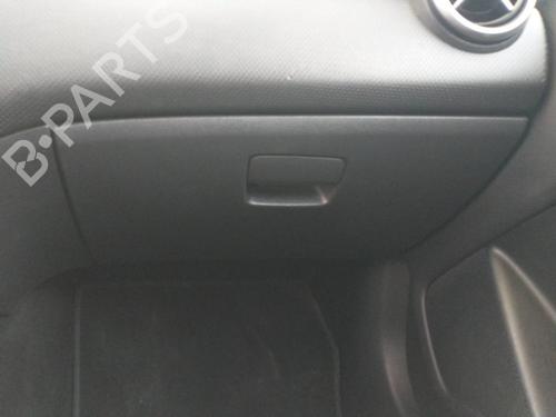 Used Glove box MERCEDES-BENZ A-CLASS (W176) A 180 CDI / d (176.012) (109 hp) 22968244
