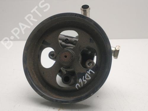 Used Steering pump Steering pump MITSUBISHI L200 / TRITON (KA_T, KB_T) 2.5 DI-D 4WD (KB4T) (167 hp) 33818240 33818240