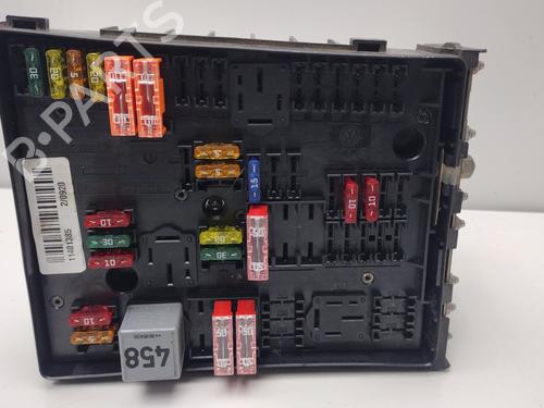 Used Fuse box VW PASSAT B6 (3C2) [2005-2011]  32684287