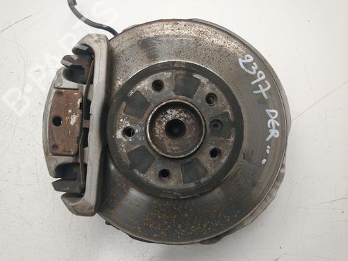 Used Right front steering knuckle Right front steering knuckle BMW 5 (E60) 530 d (218 hp) 40226388 40226388