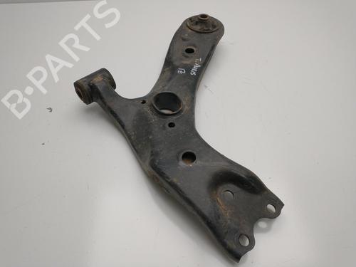 Querlenker links vorne für TOYOTA AURIS (_E15_) [2006-2013]  31841301
