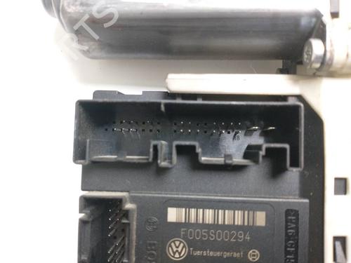 Left front window motor VW PASSAT B6 (3C2) 2.0 TDI | BP11844366E21 
