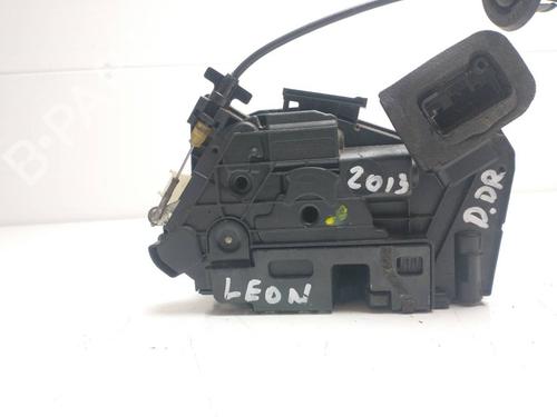 Front right lock SEAT LEON ST (5F8)  | BP12339940C97 