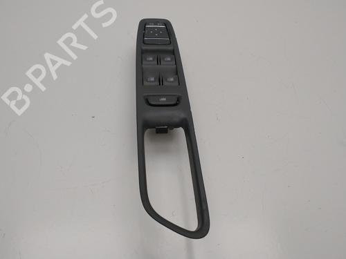 Used Left front window switch RENAULT CLIO IV (BH_) [2012-2021]  24981463