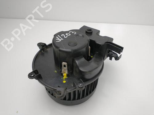 Used Heater blower motor MERCEDES-BENZ C-CLASS (W203) C 220 CDI (203.006, 203.008) (143 hp) 16824409