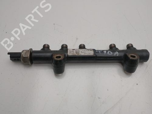 Used Injection rail Injection rail FORD C-MAX II (DXA/CB7, DXA/CEU) [2010-2019] 32389850 32389850