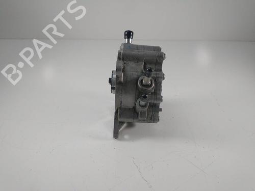 Bomba injectora AUDI A3 (8P1) 2.0 TDI 16V (140 hp) 16480885