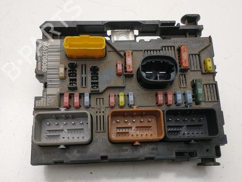 Used Fuse box Fuse box 35801599 35801599