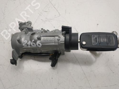 Used Electronic module Electronic module VW TOURAN (1T1, 1T2) [2003-2011] 32758647 32758647