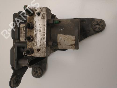 Used ABS pump RENAULT MEGANE II Coupé-Cabriolet (EM0/1_) [2003-2010]  31755927