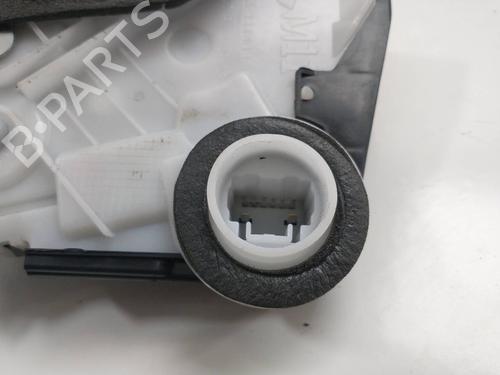 Front left lock TOYOTA YARIS (_P13_) 1.5 Hybrid (NHP130_) | BP7882824C98 