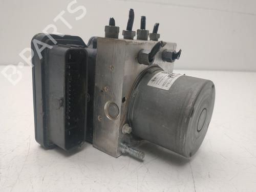Used ABS pump ABS pump PEUGEOT 5008 II (MC_, MJ_, MR_, M4_) [2016-2026] 33818230 33818230