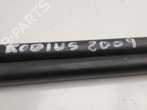 Tailgate lift support KIA SORENTO I (JC) 2.5 CRDi | BP32317640C138