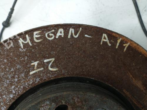 Left front steering knuckle RENAULT MEGANE III Hatchback (BZ0/1_, B3_) 1.5 dCi | BP31072434M25