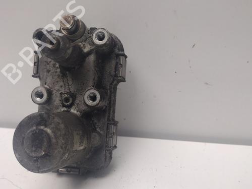 Used Electronic module Electronic module BMW 3 (E90) 318 d (143 hp) 33462488 33462488