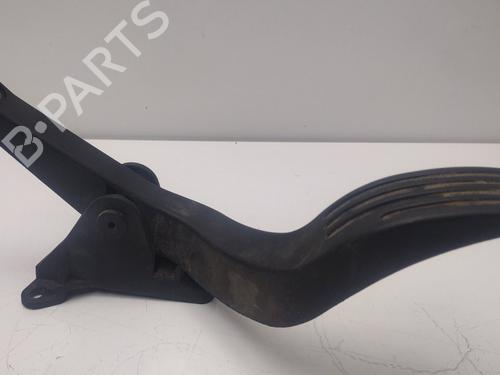 Pedale Pedale FORD FOCUS I (DAW, DBW) 1.6 16V (100 hp) 33689229 33689229