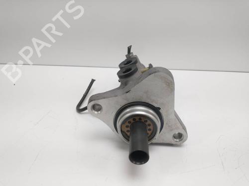 Used Brake master cylinder MERCEDES-BENZ M-CLASS (W163) ML 270 CDI (163.113) (163 hp) 8382038