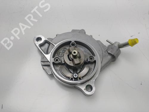 Used Vacuum pump TOYOTA YARIS (_P9_) [2005-2014]  17720286