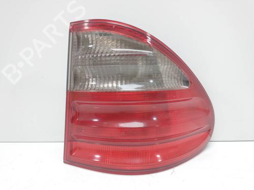 Used Right taillight MERCEDES-BENZ E-CLASS (W210) E 320 CDI (210.026) (197 hp) 10266280
