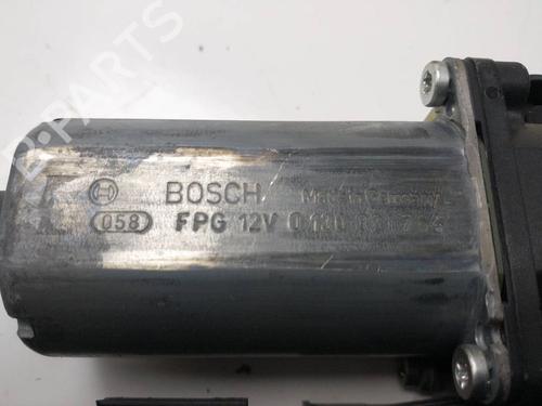 Right front window motor AUDI A4 B7 (8EC) 2.0 TDI 16V | BP11844327E20 