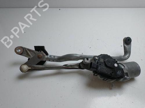 Used Front wiper motor TOYOTA YARIS (_P13_) 1.5 Hybrid (NHP130_) (101 hp) 15127732