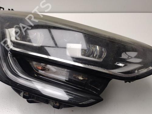 Used Right front fog light Right front fog light RENAULT MEGANE IV Hatchback (B9A/M/N_) [2015-2026] 34623388 34623388