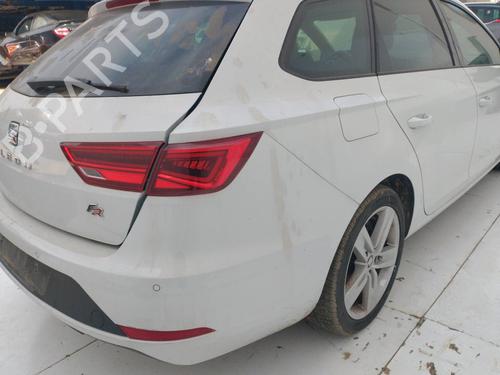 Left headlight SEAT LEON Sportstourer (KL8, KLD)  | BP30082934C28 