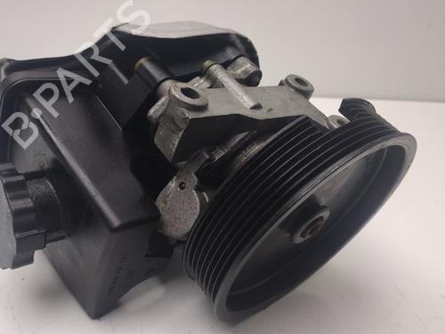 Used Steering pump Steering pump MERCEDES-BENZ C-CLASS (W203) C 180 Kompressor (203.046) (143 hp) 32444938 32444938