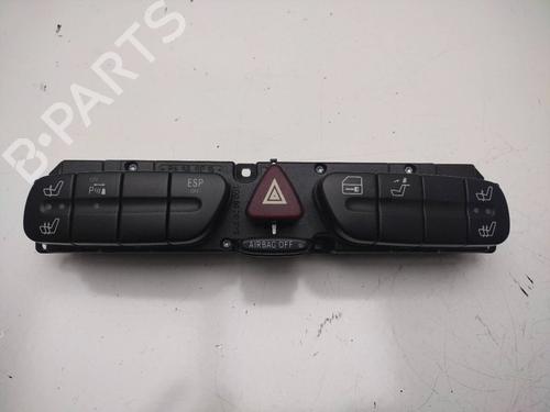 Used Warning switch MERCEDES-BENZ CLK (C208) [1997-2003]  22336883