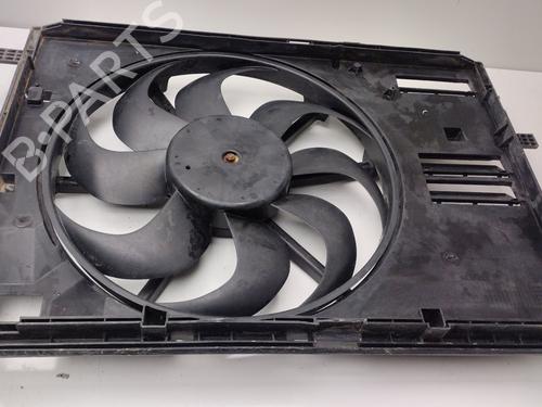 Used Radiator fan Radiator fan 32073852 32073852
